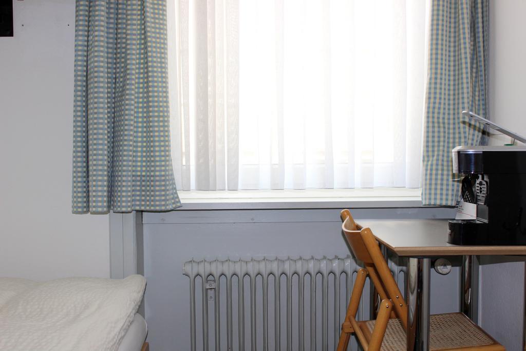 Hotel Muenchnerhof Basel Room photo