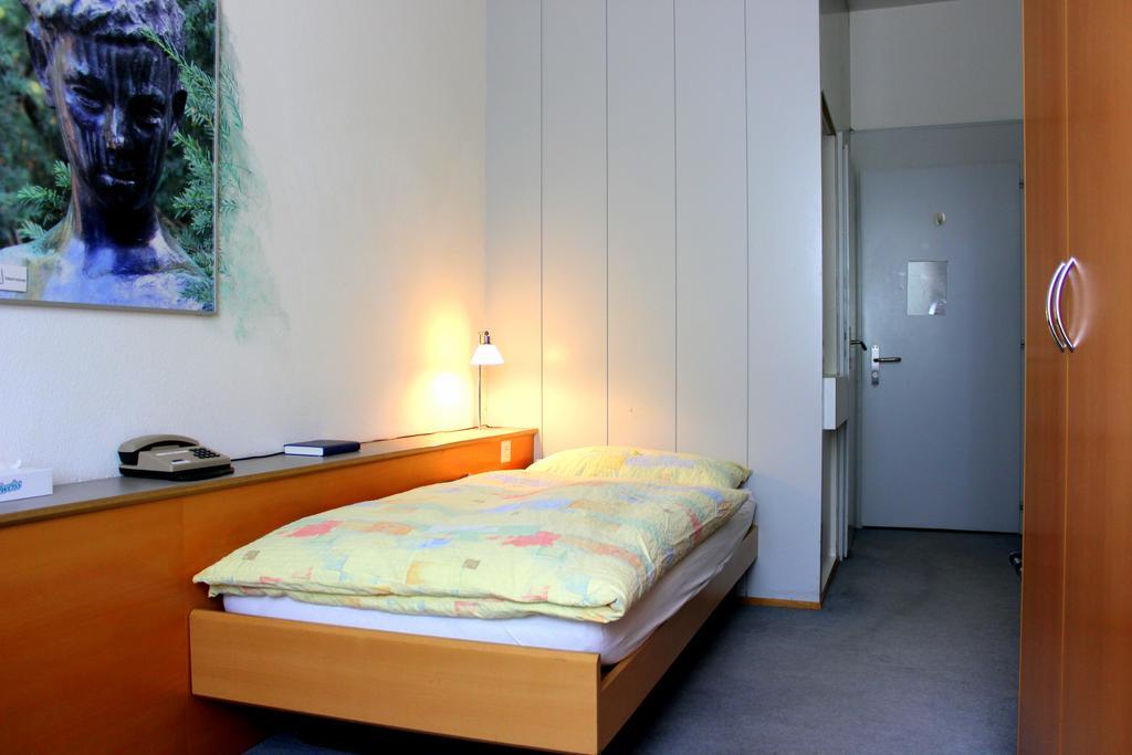 Hotel Muenchnerhof Basel Exterior photo
